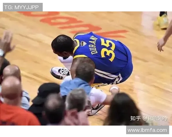 30日勇士对阵猛龙精彩直播全程回顾与赛后分析 30日勇士对阵猛龙精彩直播全程回顾与赛后分析